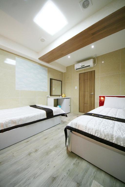 Guesthouse Myeongdong 2 Seoul Room photo