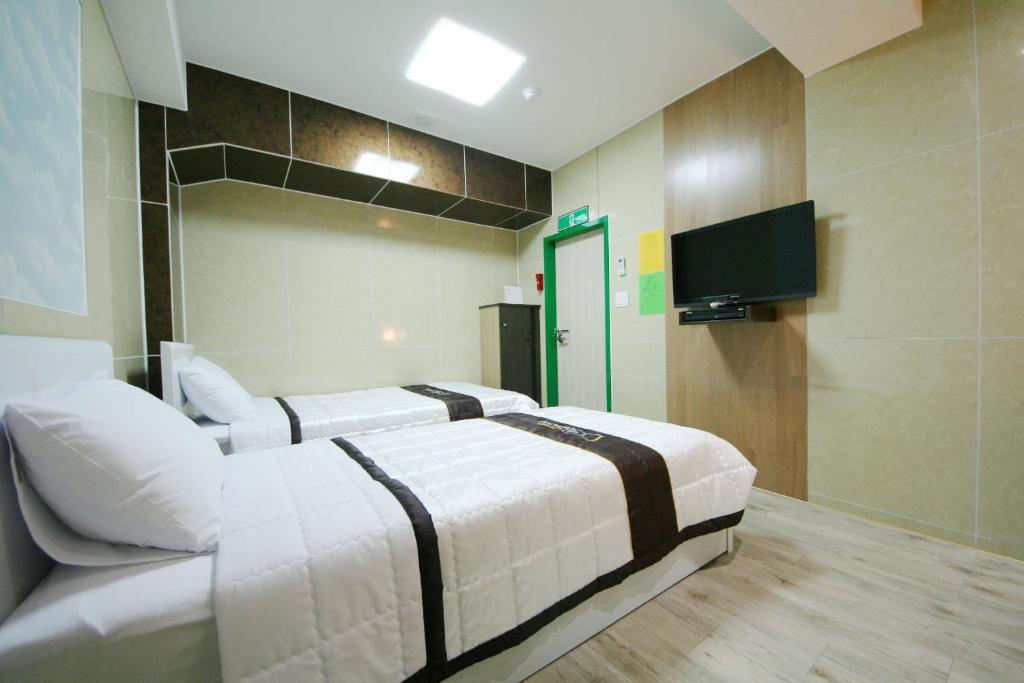Guesthouse Myeongdong 2 Seoul Room photo