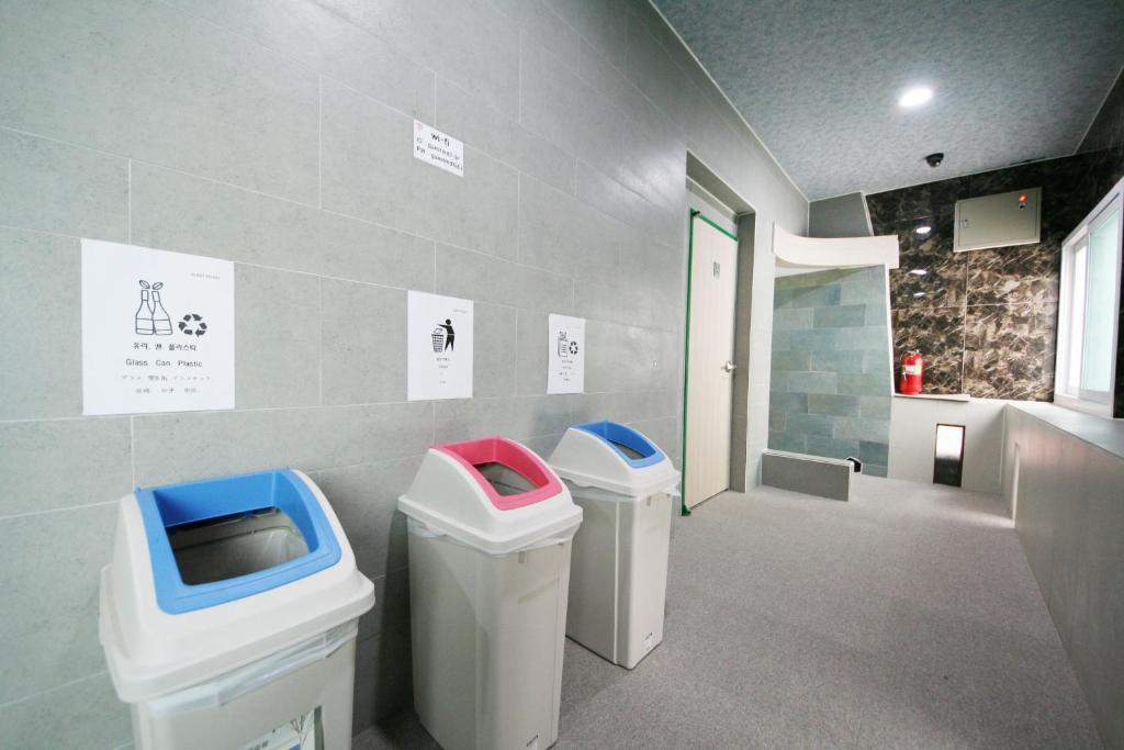 Guesthouse Myeongdong 2 Seoul Exterior photo