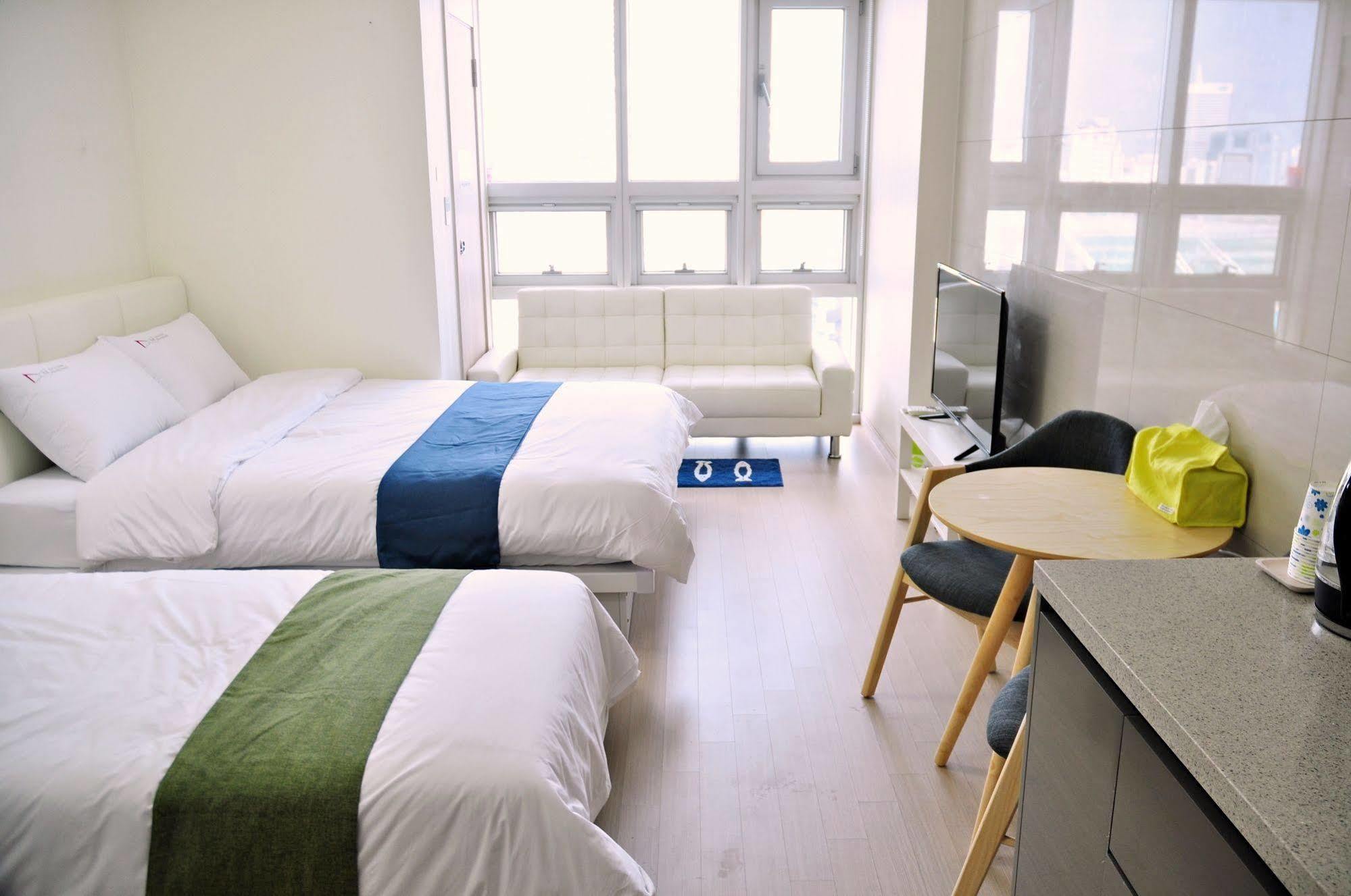 Guesthouse Myeongdong 2 Seoul Exterior photo